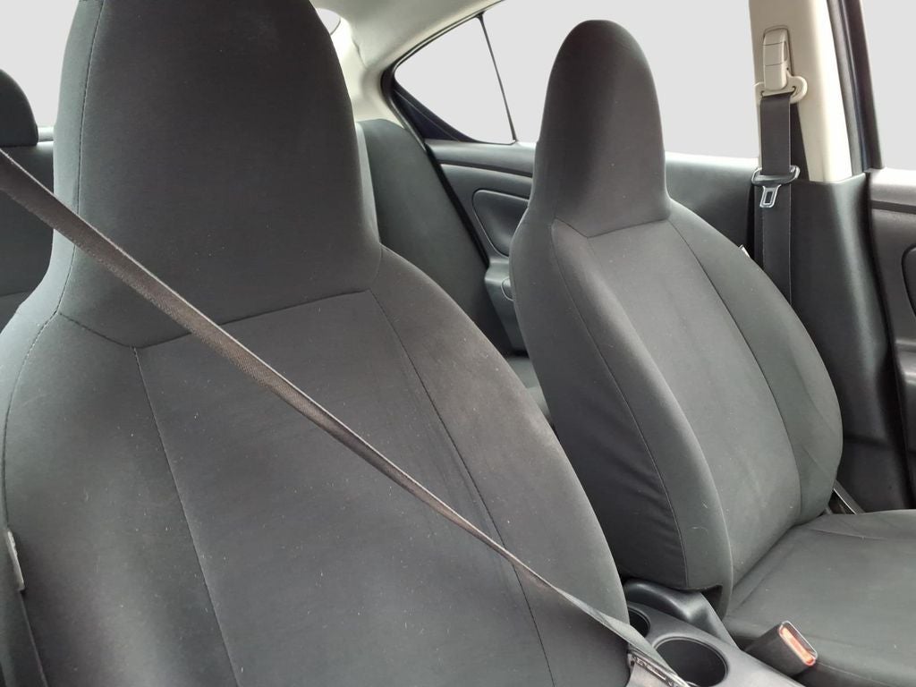 2015 Nissan Versa 1.6 S Plus