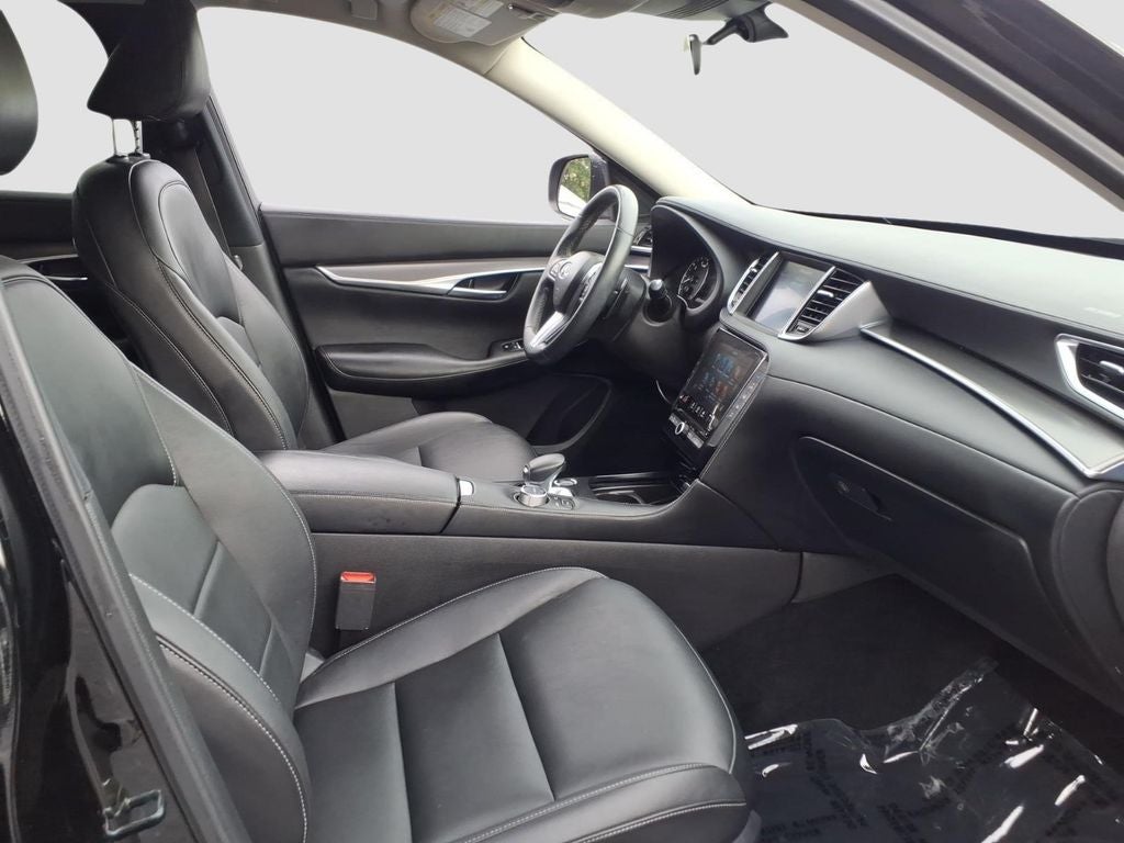 2021 INFINITI QX50 PURE