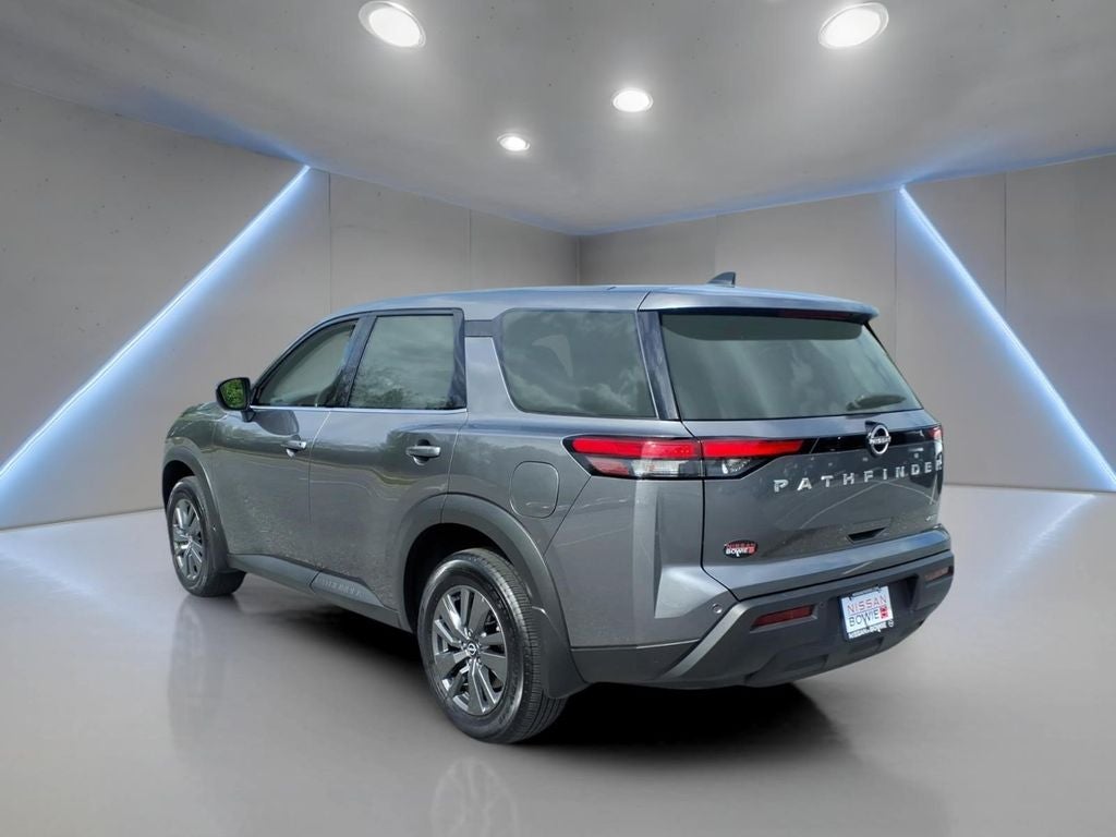2024 Nissan Pathfinder S