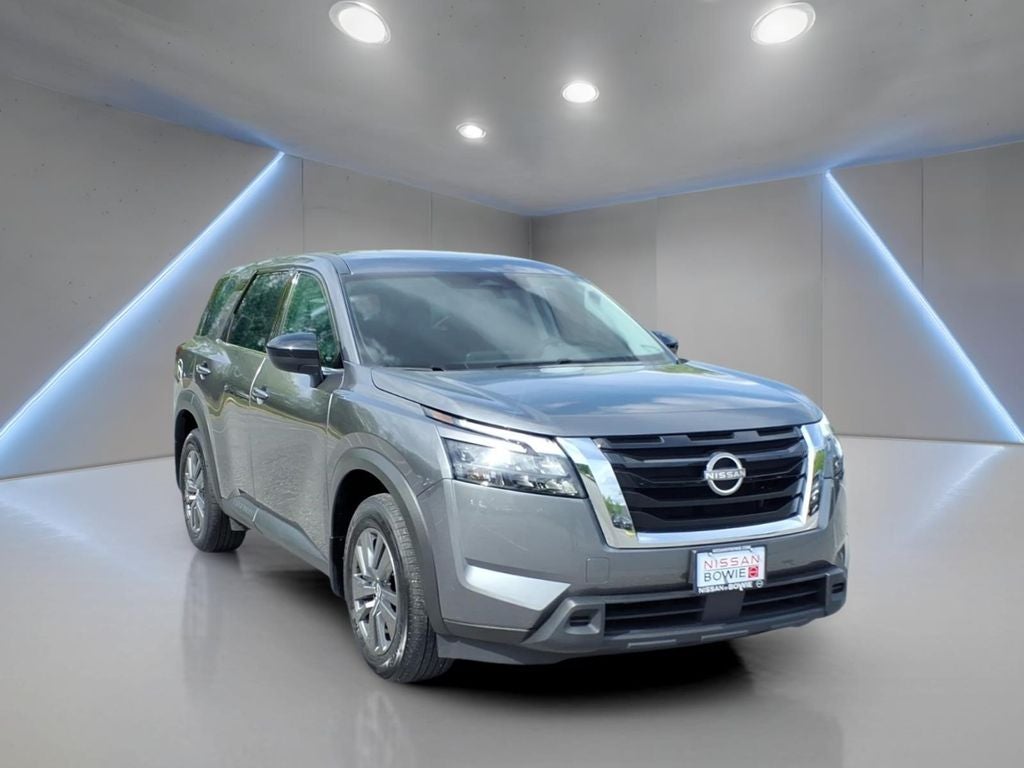 2024 Nissan Pathfinder S