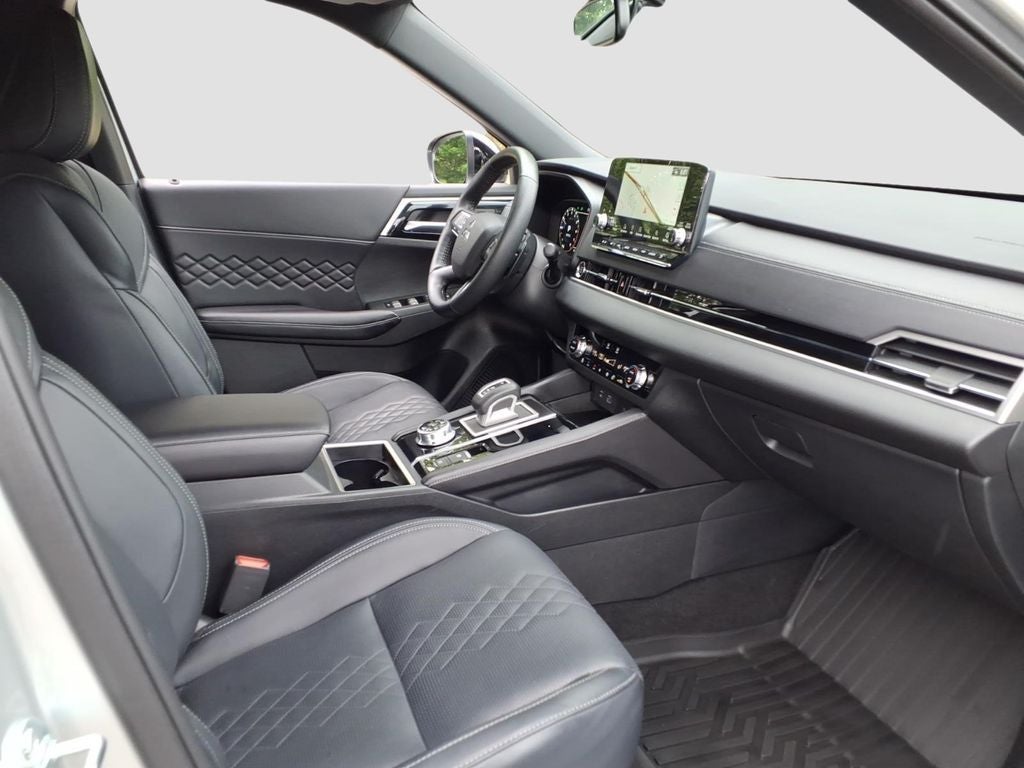 2024 Mitsubishi Outlander SEL Black Edition