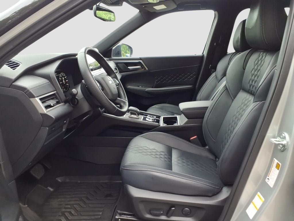 2024 Mitsubishi Outlander SEL Black Edition