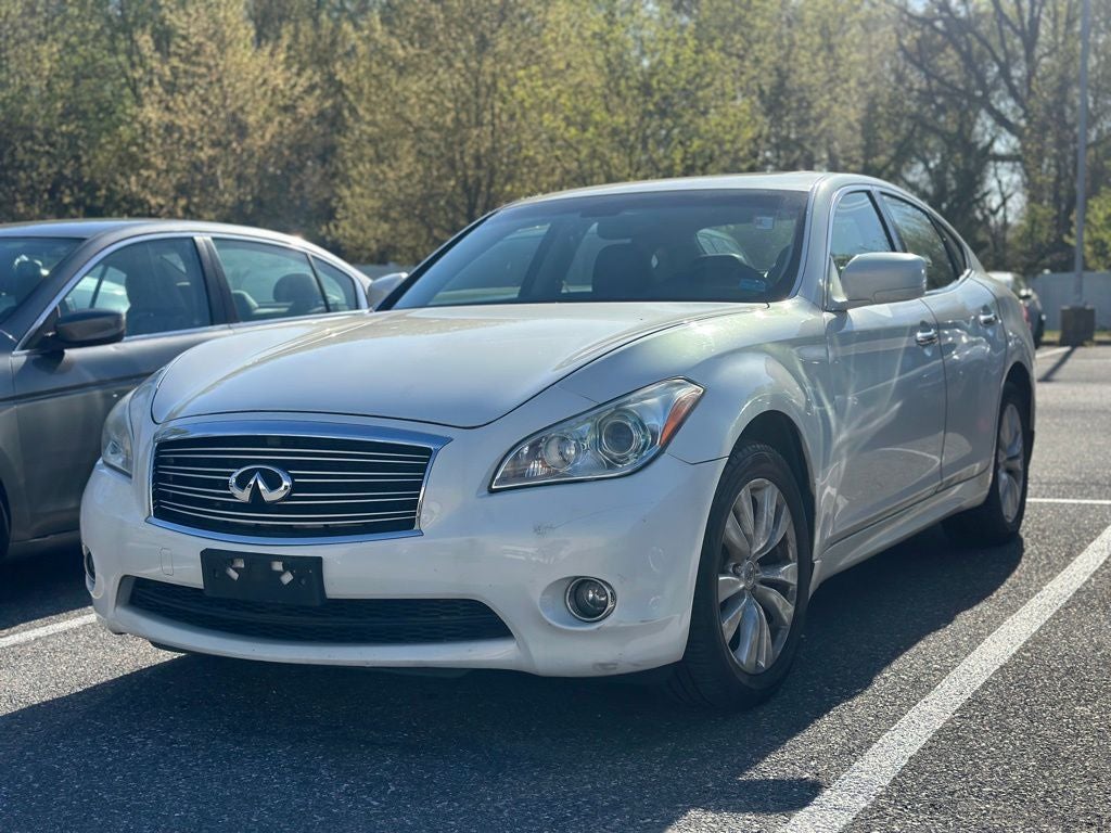 2011 INFINITI M37 X