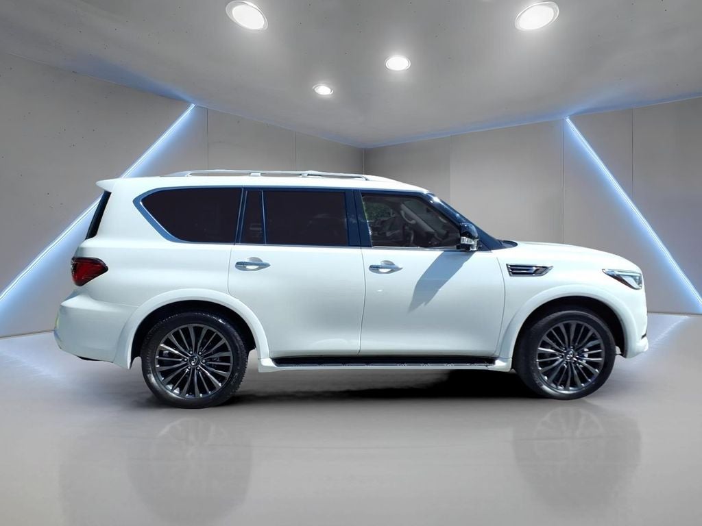 2024 INFINITI QX80 Premium Select