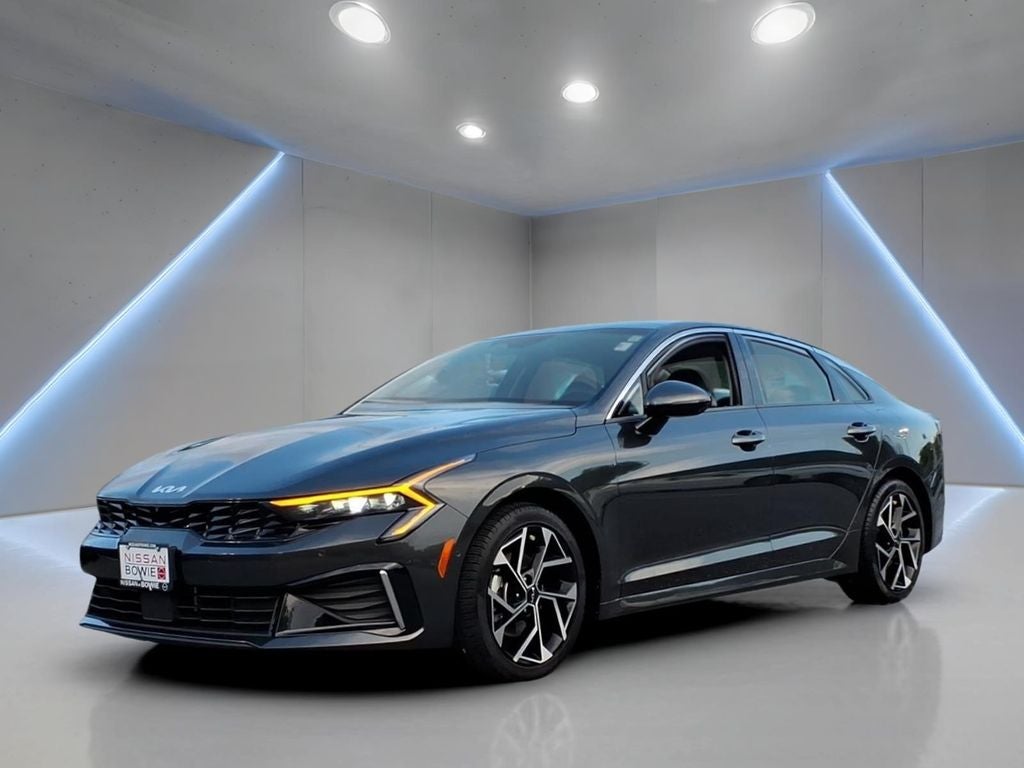 2025 Kia K5 EX