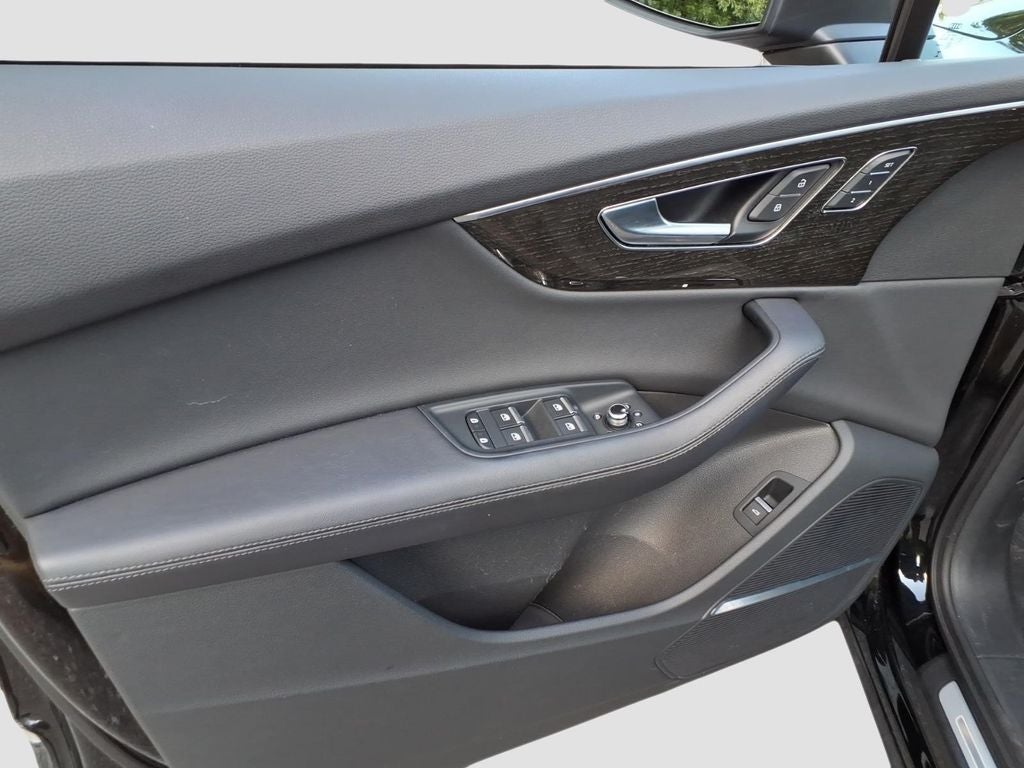 2024 Audi Q7 45 Premium Plus quattro