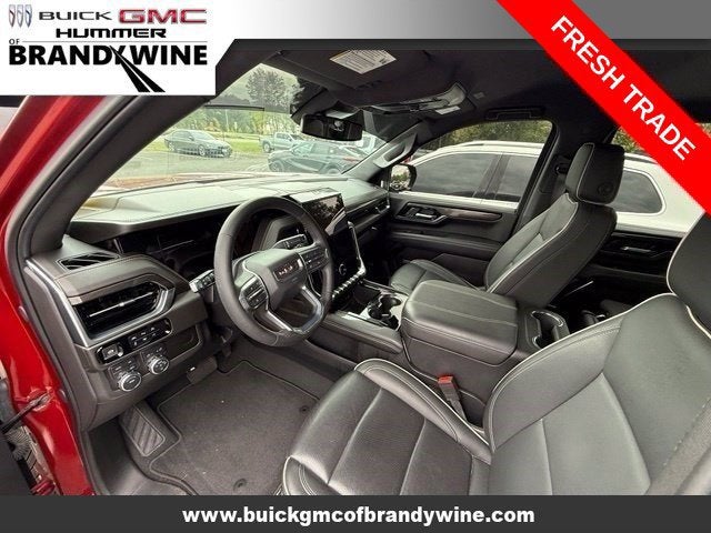 2025 GMC Yukon Elevation
