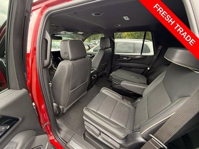 2025 GMC Yukon Elevation
