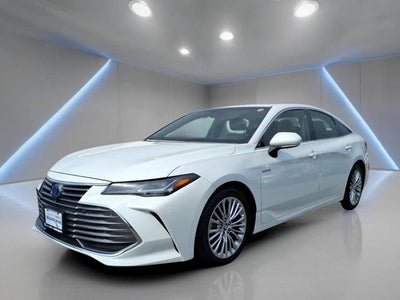 2019 Toyota Avalon Hybrid Limited