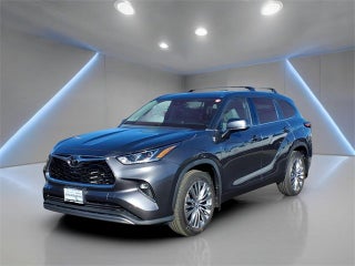 2022 Toyota Highlander Platinum