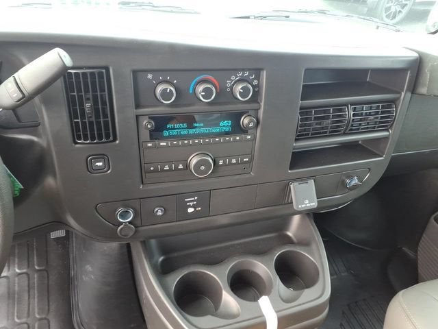 2026 Chevrolet Express Cutaway 3500 1WT