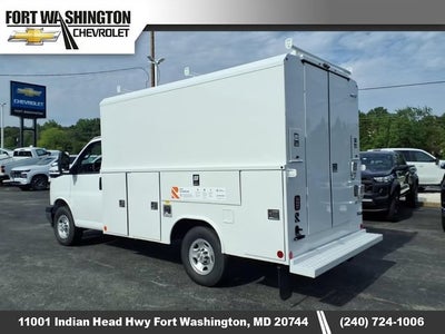 2026 Chevrolet Express Cutaway 3500 1WT