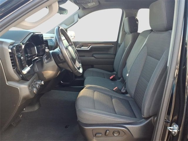 2022 Chevrolet Silverado 1500 LT (2FL)