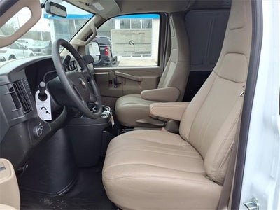 2025 Chevrolet Express Cargo 2500 WT