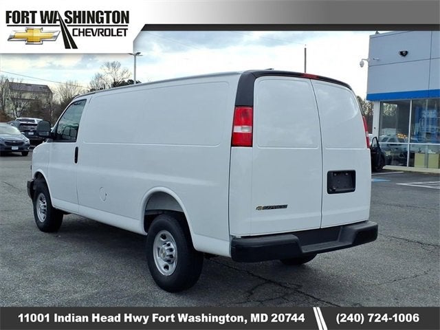 2025 Chevrolet Express Cargo 2500 WT
