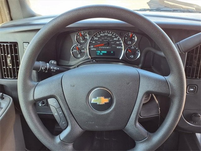 2025 Chevrolet Express Cargo 3500 WT