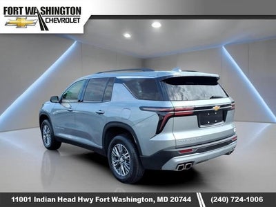 2025 Chevrolet Traverse LT