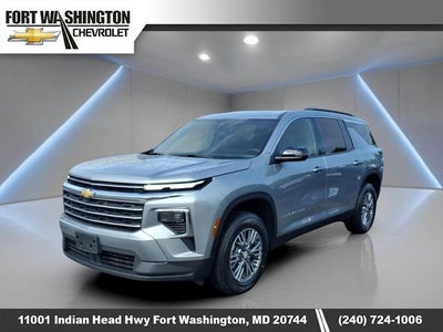 2025 Chevrolet Traverse LT