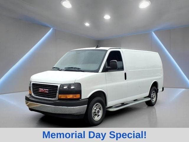 2024 GMC Savana 2500's photo