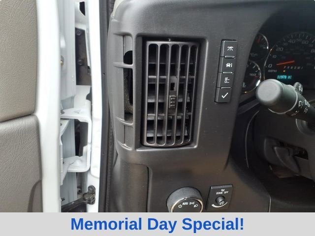 2024 GMC Savana Cargo 2500 Work Van