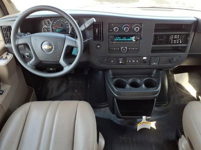 2025 Chevrolet Express Cutaway 3500 1WT