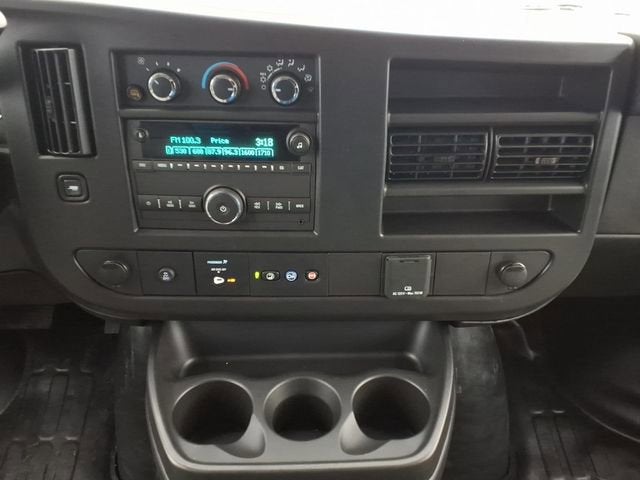 2026 Chevrolet Express Cutaway 3500 1WT