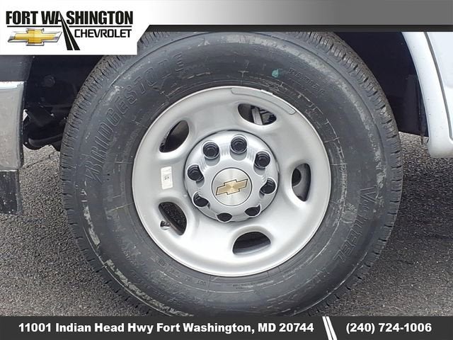 2026 Chevrolet Express Cutaway 3500 1WT