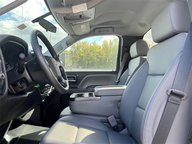 2024 Chevrolet Silverado 5500 HD Work Truck