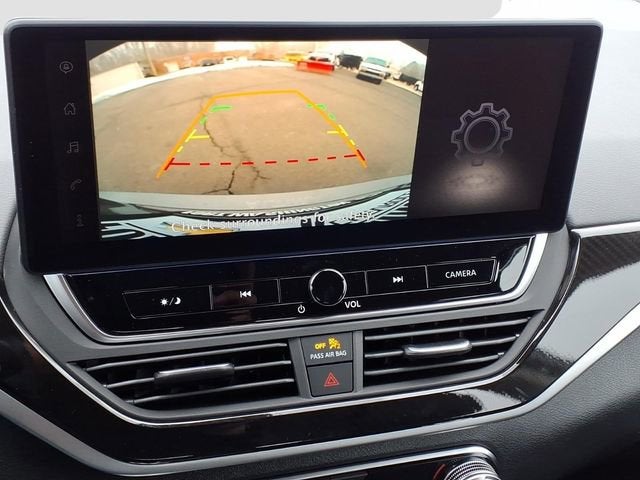 2025 Nissan Altima SR