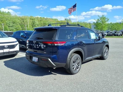 2025 Nissan Pathfinder SV 4WD