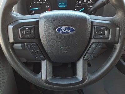 2022 Ford E-350SD Base Cutaway