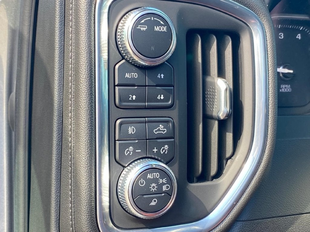 2022 GMC Sierra 1500 Limited Denali w/ Apple CarPlay
