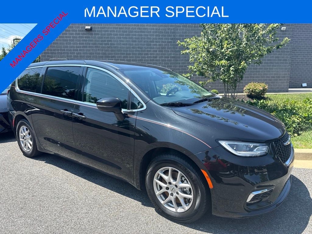 2023 Chrysler Pacifica Touring L