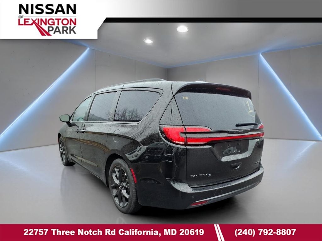 2025 Chrysler Pacifica Limited