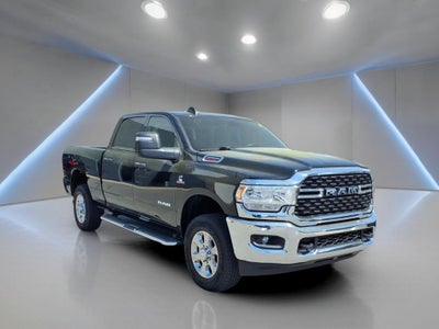 2024 RAM 2500 Big Horn Crew Cab 4x4 DIESEL!!!
