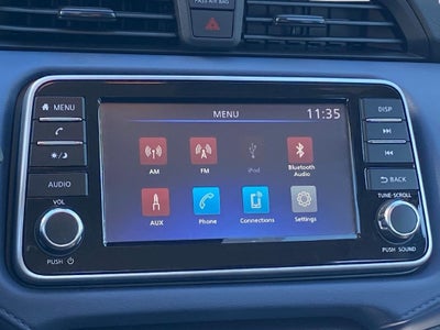 2024 Nissan Versa 1.6 SV w/Apple CarPlay