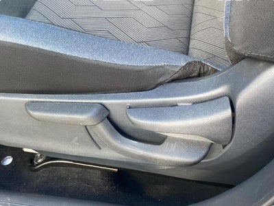 2024 Nissan Versa 1.6 SV w/Apple CarPlay