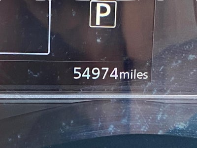 2024 Nissan Versa 1.6 SV w/Apple CarPlay