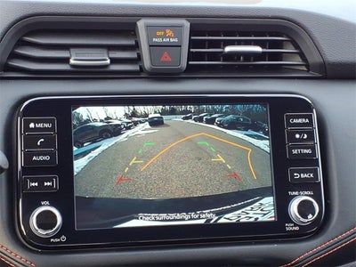 2023 Nissan Versa 1.6 SR