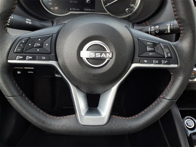 2023 Nissan Versa 1.6 SR