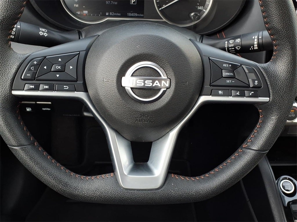 2023 Nissan Versa 1.6 SR