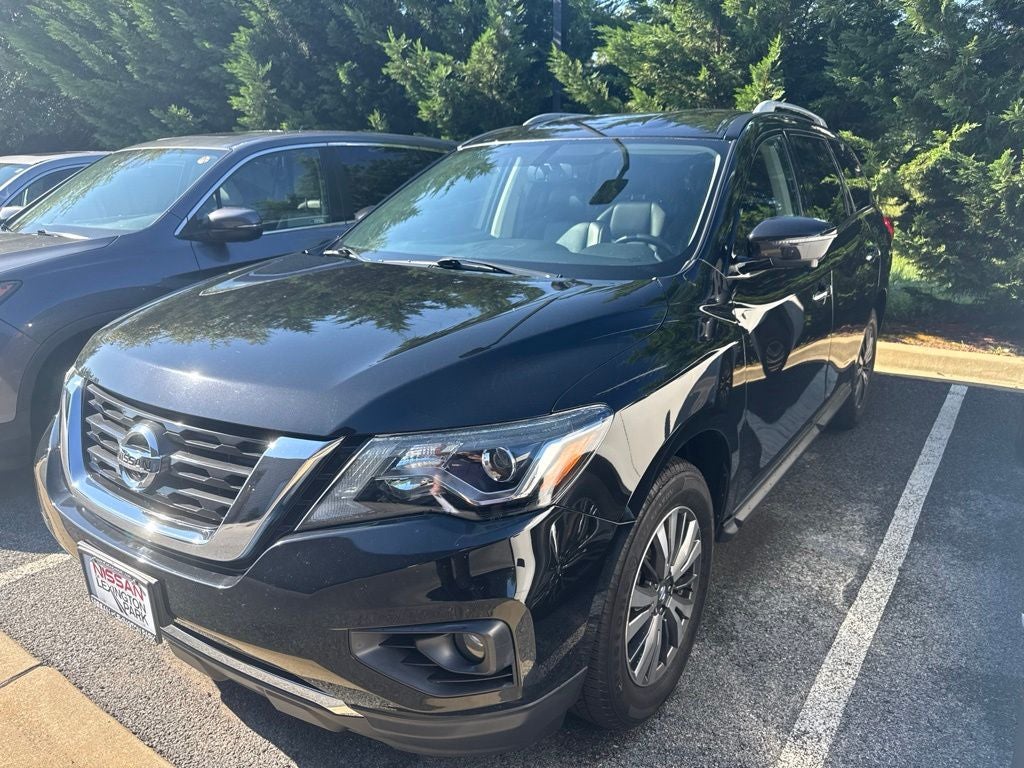 2020 Nissan Pathfinder SL