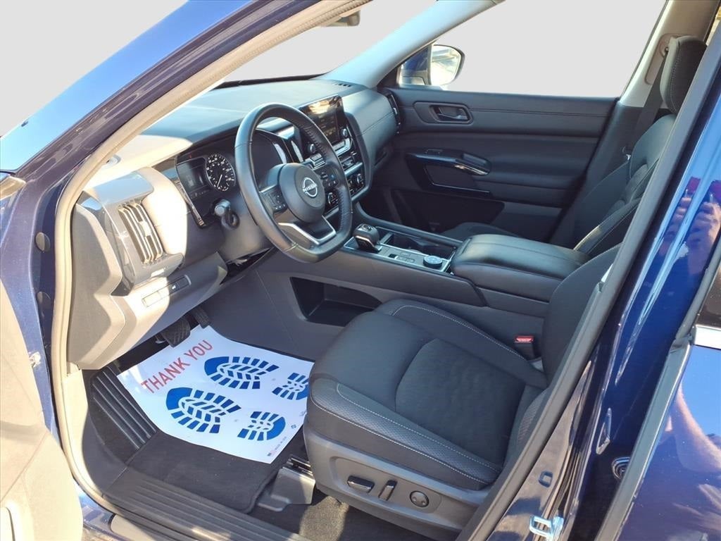 2025 Nissan Pathfinder SV ONE OWNER!!