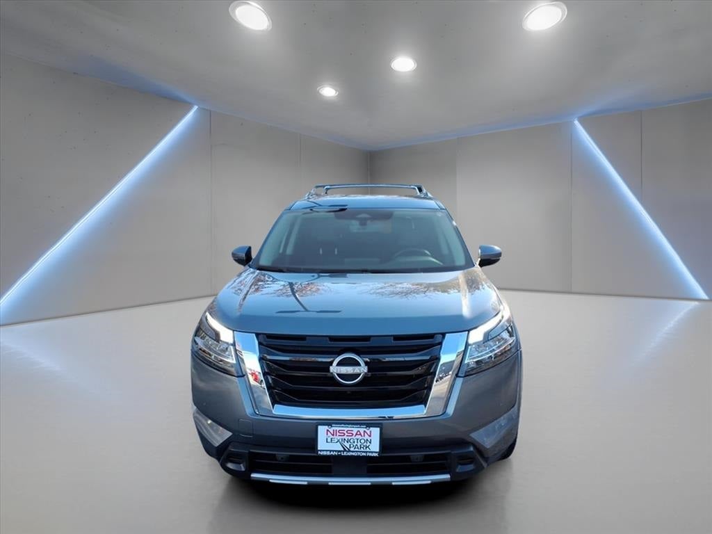 2023 Nissan Pathfinder SL ONE OWNER!!