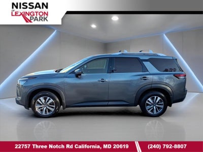 2023 Nissan Pathfinder SL ONE OWNER!!