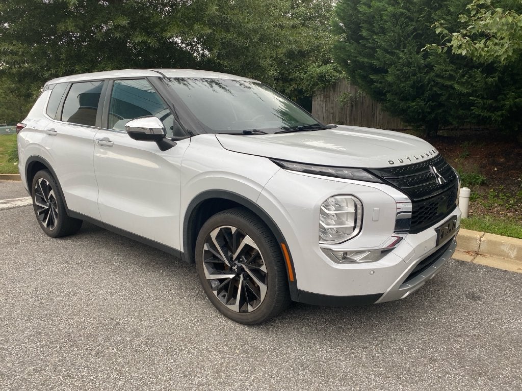 2022 Mitsubishi Outlander